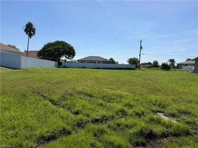1121 6th Ave, Cape Coral, Florida 33993