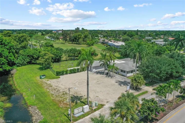 101-105 Saint Andrews Blvd, Naples, Florida 34113