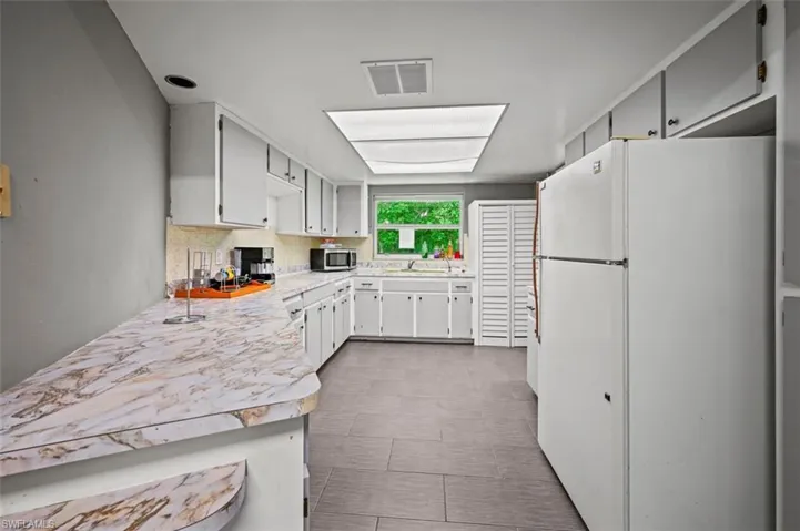 101-105 Saint Andrews Blvd, Naples, Florida 34113