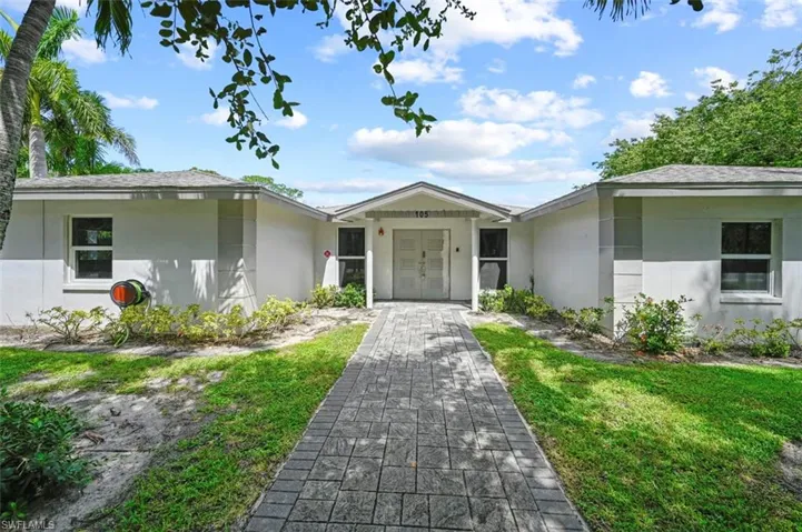 101-105 Saint Andrews Blvd, Naples, Florida 34113