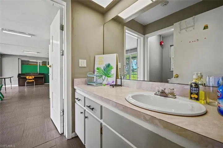 101-105 Saint Andrews Blvd, Naples, Florida 34113
