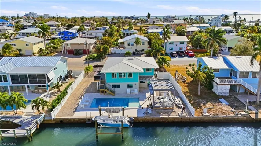Aerial perspective of suburban area - Virtually Edited Image