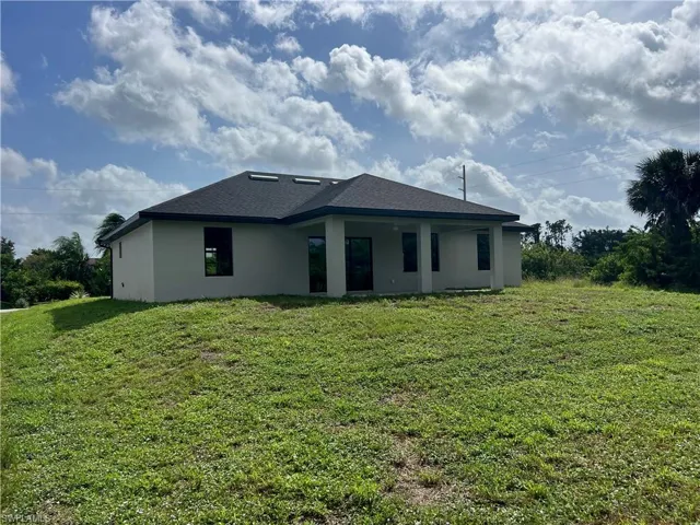 347  Ranier  AVE, Lehigh Acres, FL 33974