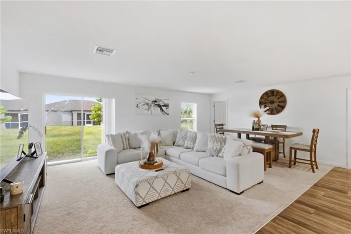 1724 11th Pl, Cape Coral, Florida 33993