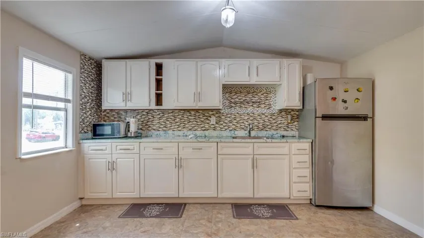8352 Barbie Ln, North Fort Myers, Florida 33917