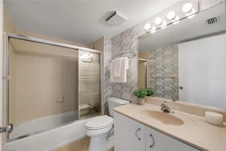 990 Cape Marco Dr 208, Marco Island, Florida 34145