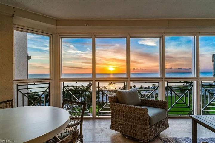 4021 Gulf Shore Blvd N 702, Naples, Florida 34103