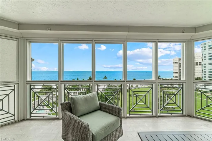 4021 Gulf Shore Blvd N 702, Naples, Florida 34103