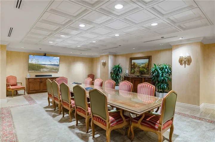 4021 Gulf Shore Blvd N 702, Naples, Florida 34103