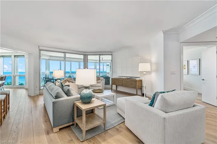 4021 Gulf Shore Blvd N 702, Naples, Florida 34103