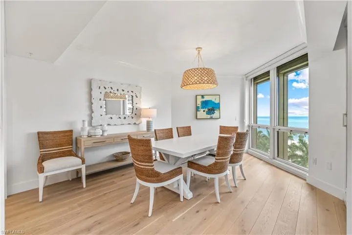 4021 Gulf Shore Blvd N 702, Naples, Florida 34103