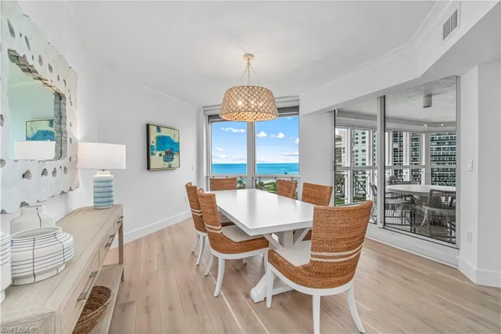 4021 Gulf Shore Blvd N 702, Naples, Florida 34103