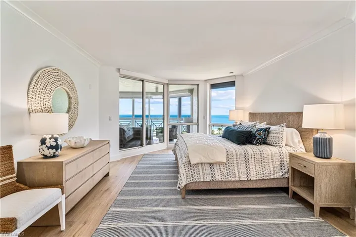 4021 Gulf Shore Blvd N 702, Naples, Florida 34103