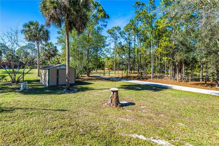 511  20th SE ST, Naples, FL 34117