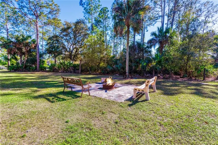 511  20th SE ST, Naples, FL 34117