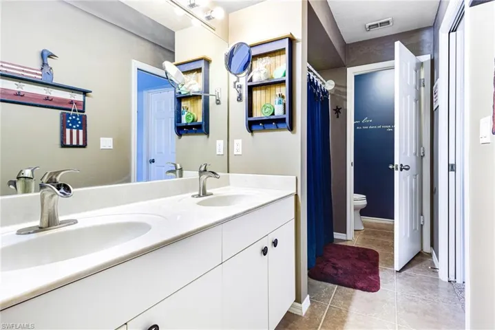 511  20th SE ST, Naples, FL 34117