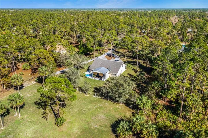 511  20th SE ST, Naples, FL 34117