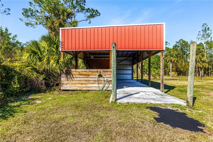 511  20th SE ST, Naples, FL 34117