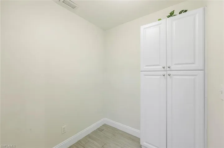 5770  Copper Leaf  LN, Naples, FL 34116