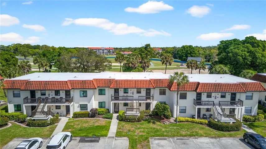 Drone / aerial view of apartment complex / building