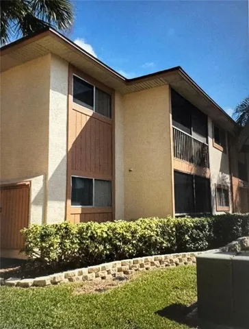 6496  Royal Woods  DR, Fort Myers, FL 33908