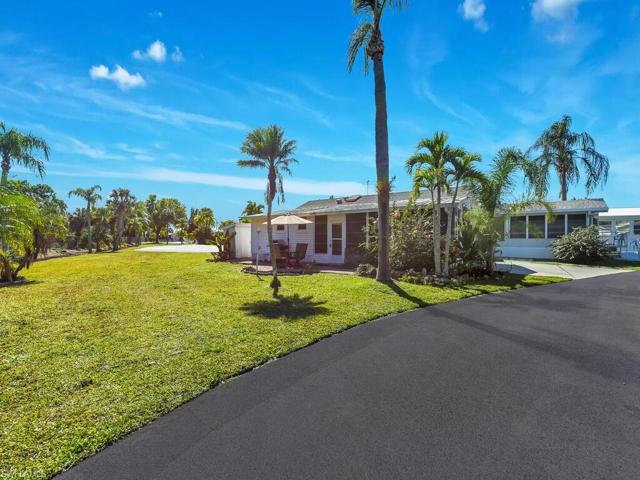 Extra large yard area