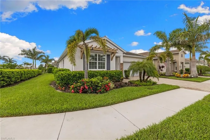 Oversized corner lot