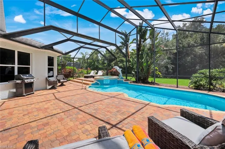 19736 Maddelena Cir, Estero, Florida 33967