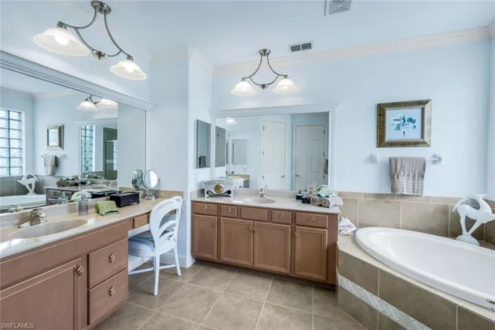 19736 Maddelena Cir, Estero, Florida 33967