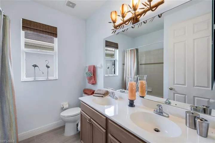 19736 Maddelena Cir, Estero, Florida 33967