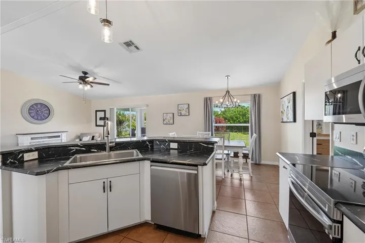 241 SW 34th  TER, Cape Coral, FL 33914