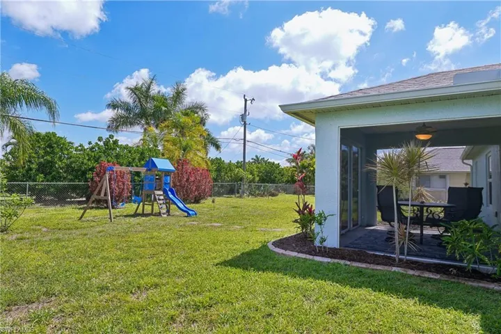 241 SW 34th  TER, Cape Coral, FL 33914