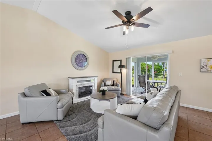 241 SW 34th  TER, Cape Coral, FL 33914