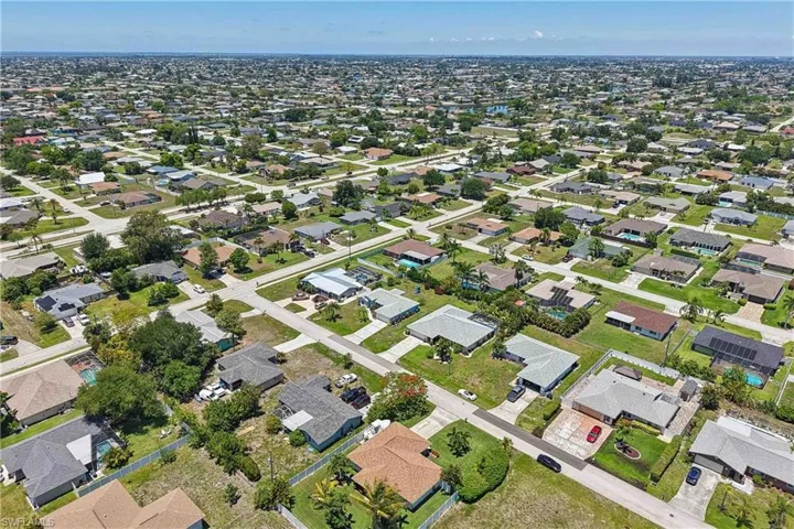 241 SW 34th  TER, Cape Coral, FL 33914