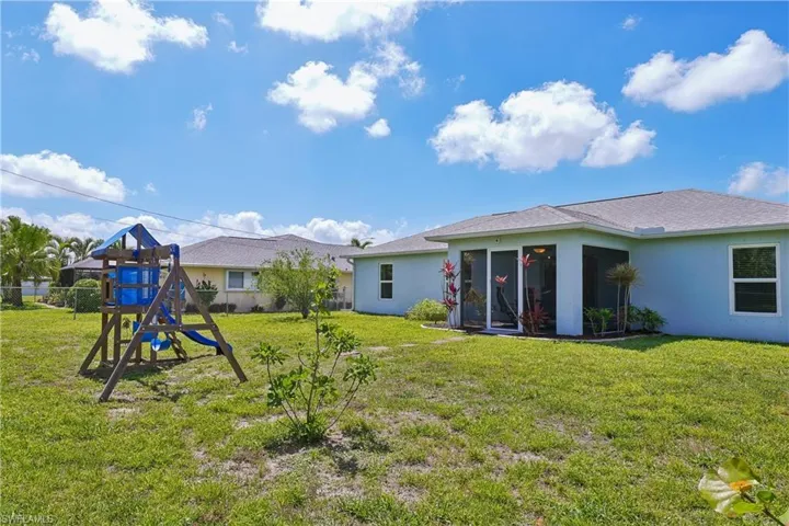 241 SW 34th  TER, Cape Coral, FL 33914