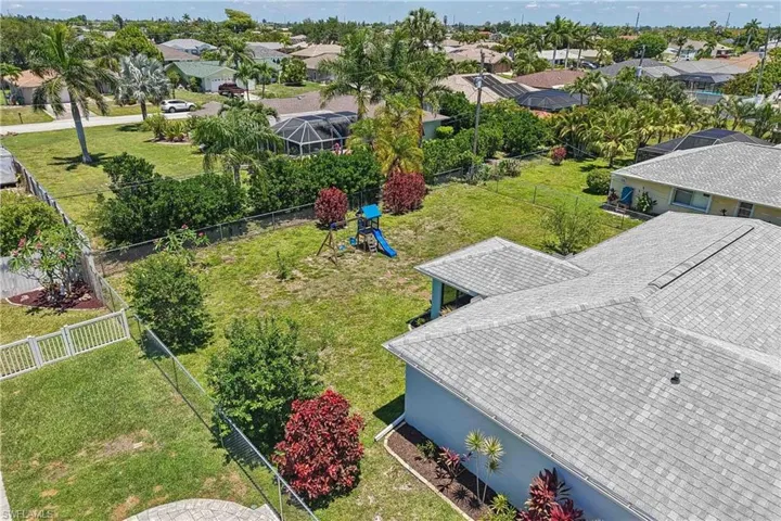 241 SW 34th  TER, Cape Coral, FL 33914