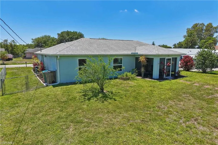 241 SW 34th  TER, Cape Coral, FL 33914