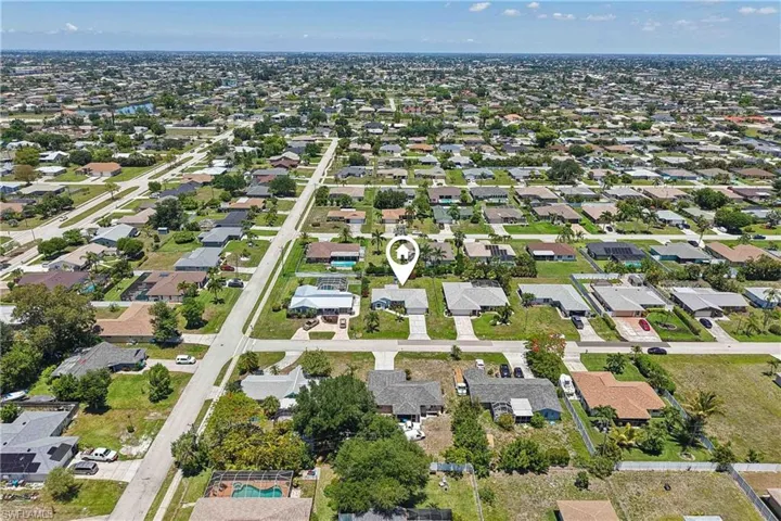 241 SW 34th  TER, Cape Coral, FL 33914