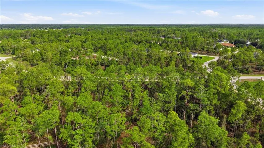 305 Woodburn Dr, Lehigh Acres, Florida 33972