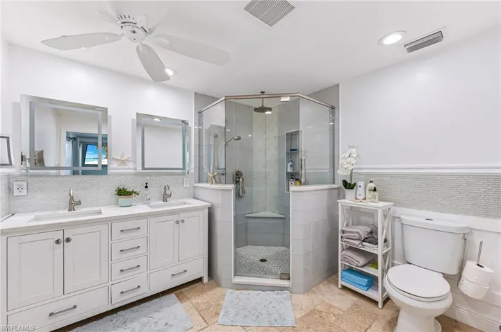 Beautiful Master bath
