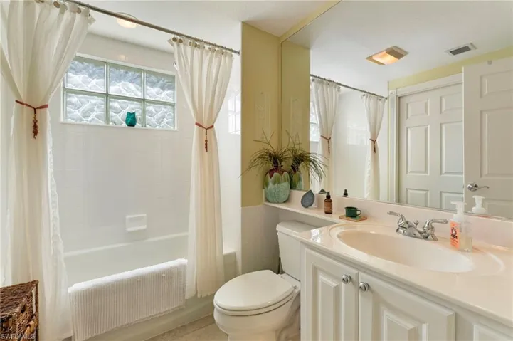15361 Laughing Gull Ln. Bonita Springs FL 34135 - first floor bathroom