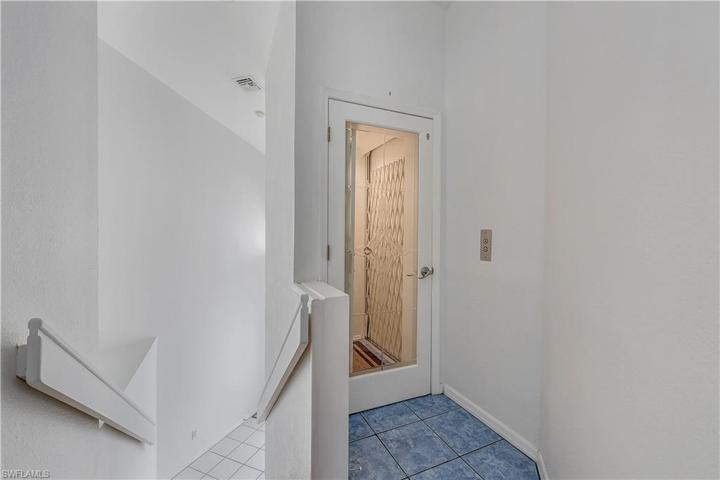 Private elevator