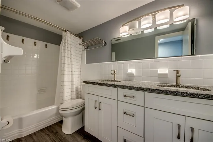 2nd Bathroom