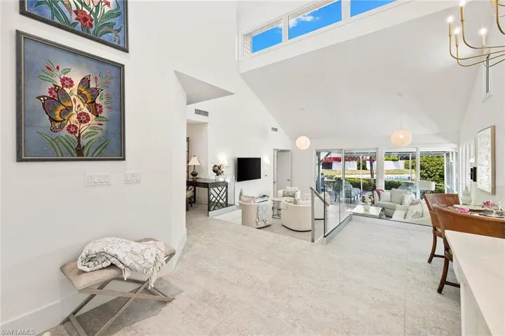 643  Bridgeway  LN, Naples, FL 34108
