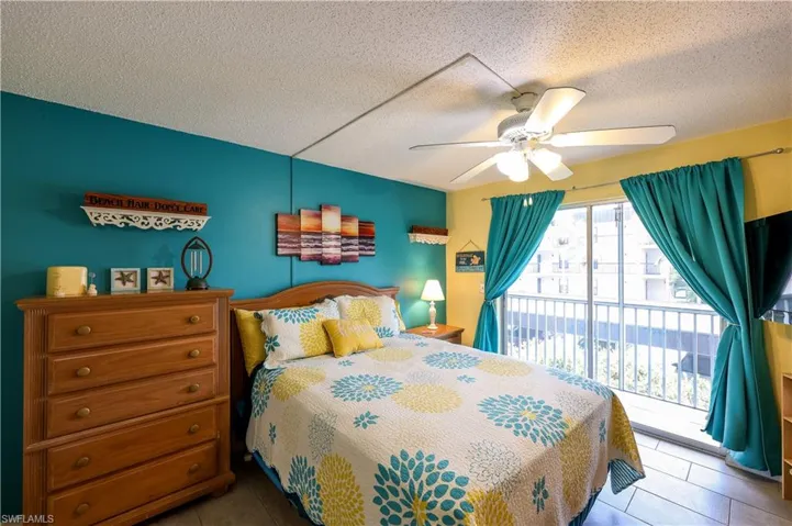 6777  Winkler  RD, Fort Myers, FL 33919