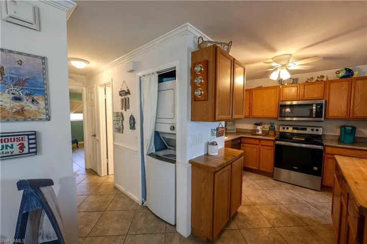 6777  Winkler  RD, Fort Myers, FL 33919