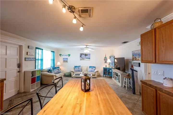 6777  Winkler  RD, Fort Myers, FL 33919