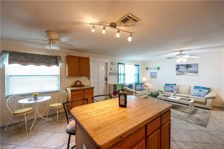 6777  Winkler  RD, Fort Myers, FL 33919