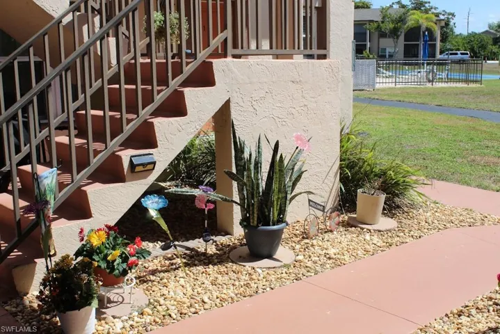 16881 Davis Rd 712, Fort Myers, Florida 33908