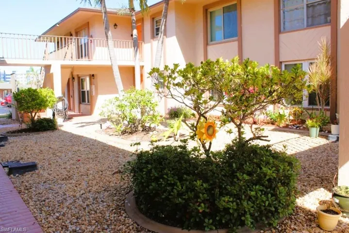 16881 Davis Rd 712, Fort Myers, Florida 33908